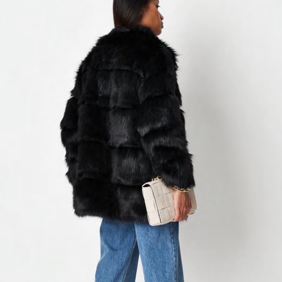 Fur jacket - Picture 4 of 4